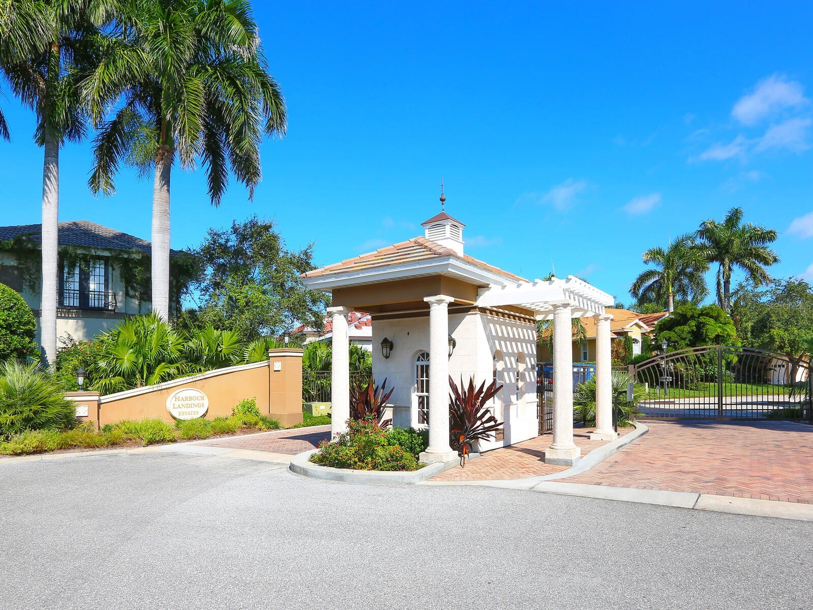 12313 Baypointe Terrace Cortez FL 34215 A4677089 image4