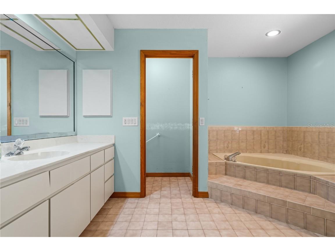 12313 SW Kingsway Circle Lake Suzy FL 34269 C7512768 image42