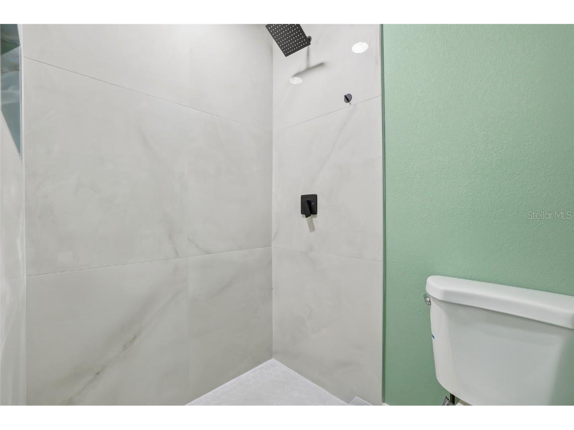 12313 Taliaferro Avenue Tampa FL 33612 TB8457143 image24