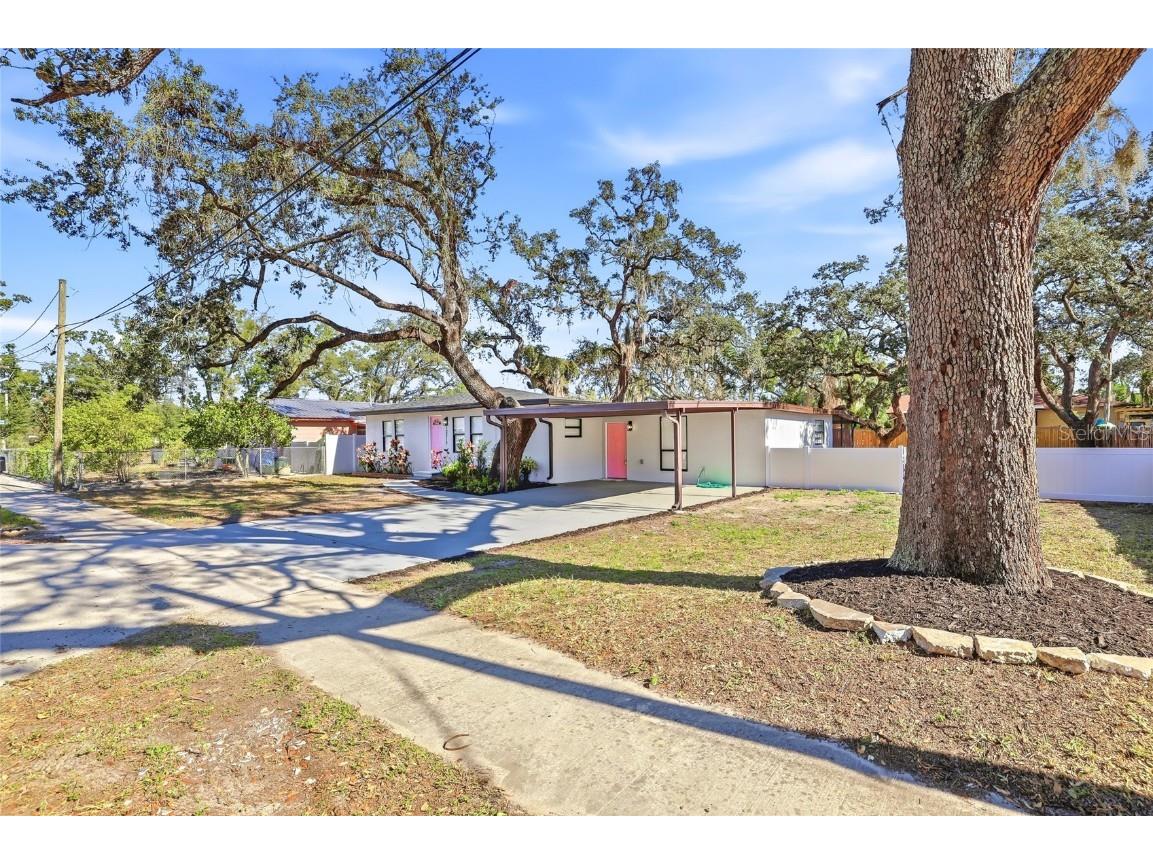 12313 Taliaferro Avenue Tampa FL 33612 TB8457143 image3