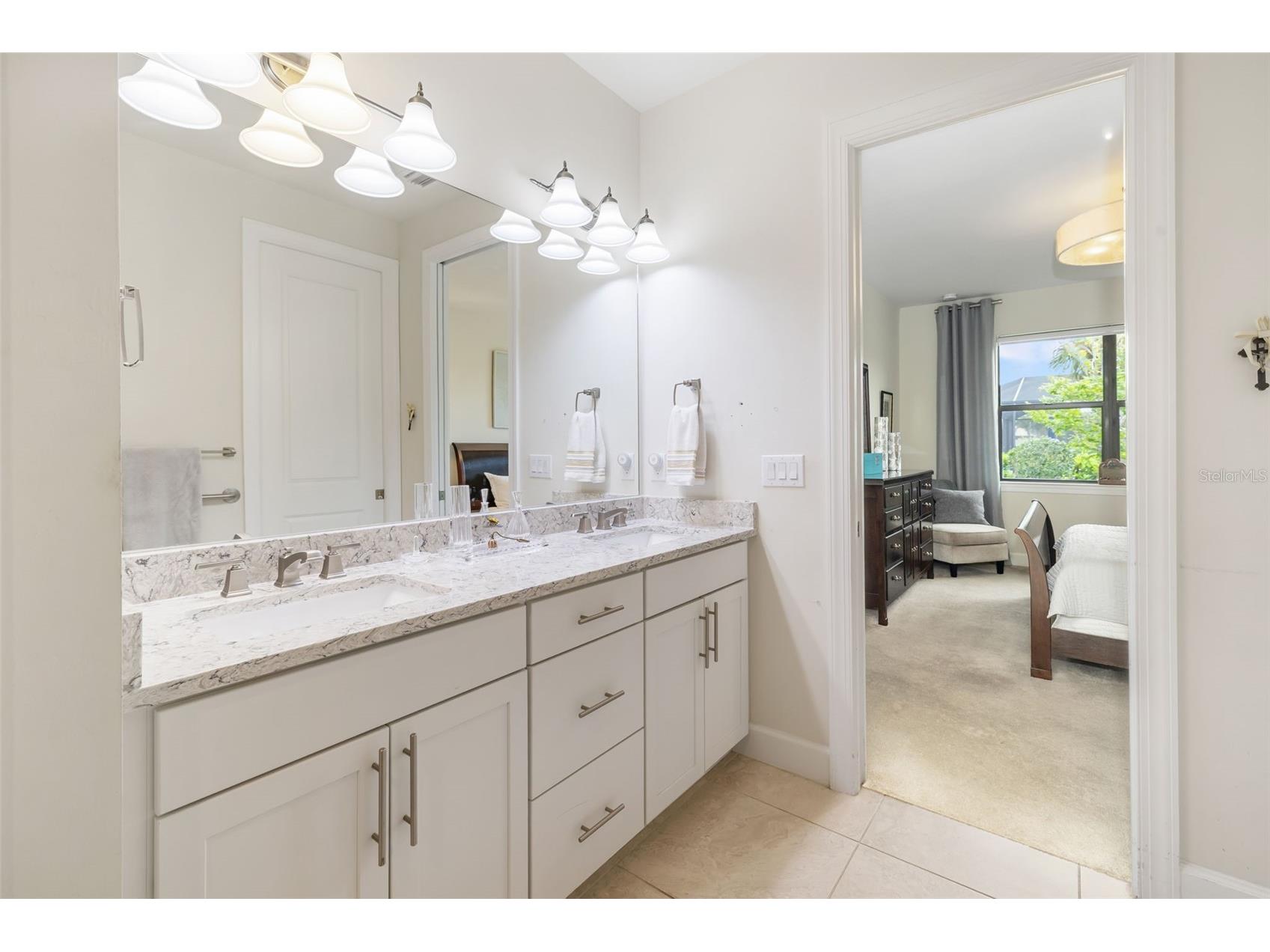 12314 Myrtle Bay Court Sarasota FL 34238 A4688267 image22