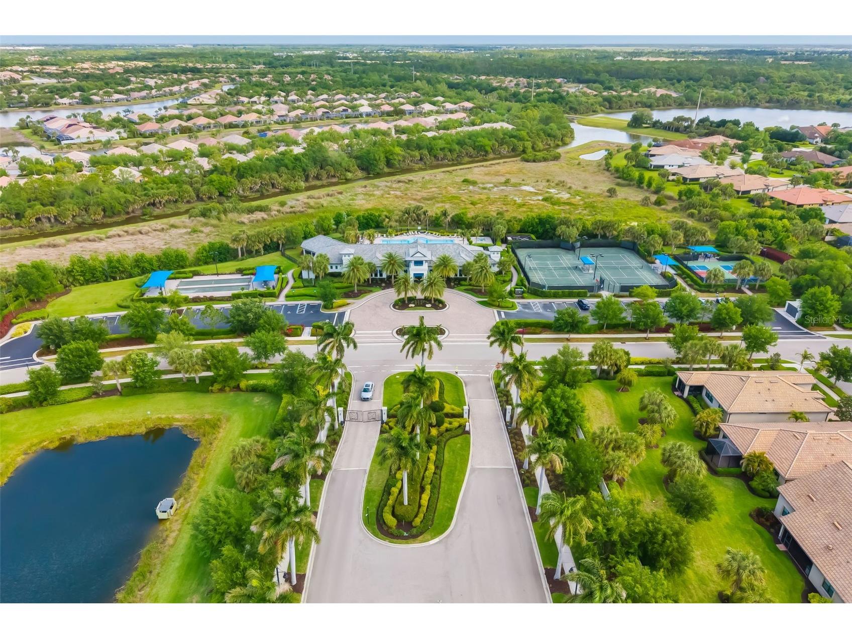12314 Myrtle Bay Court Sarasota FL 34238 A4688267 image51