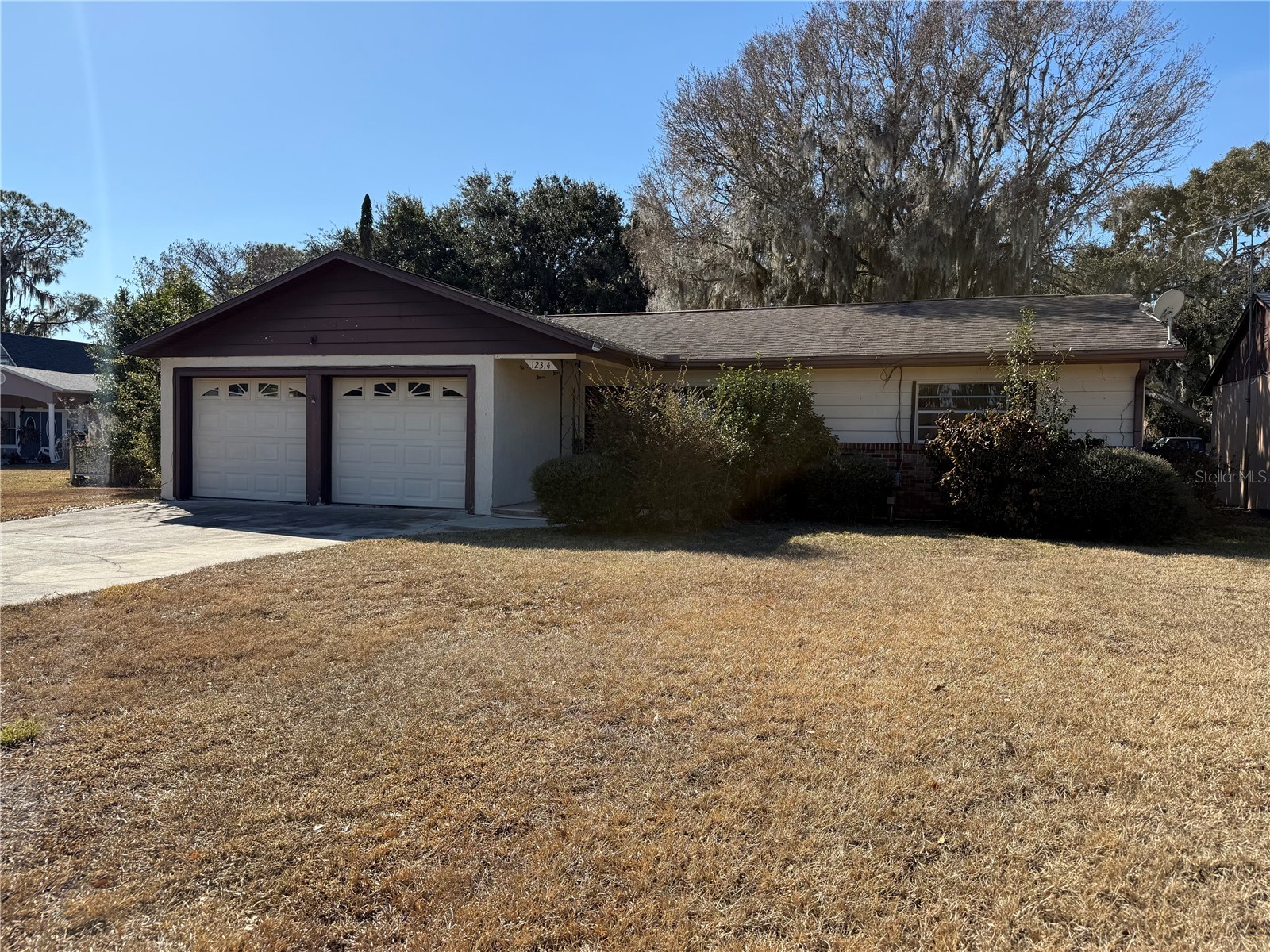 12314 Virginia Drive Leesburg FL 34788 - LAKE EUSTIS G5107775 image1