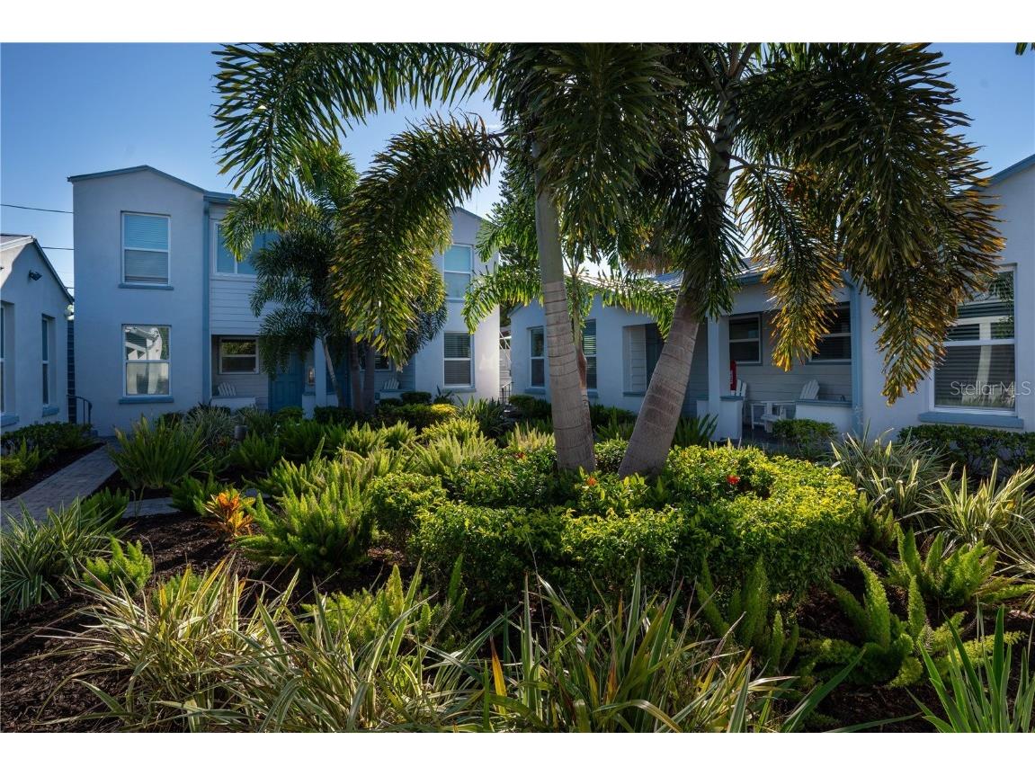 12315 Gulf Boulevard Treasure Island FL 33706 TB8322337 image1