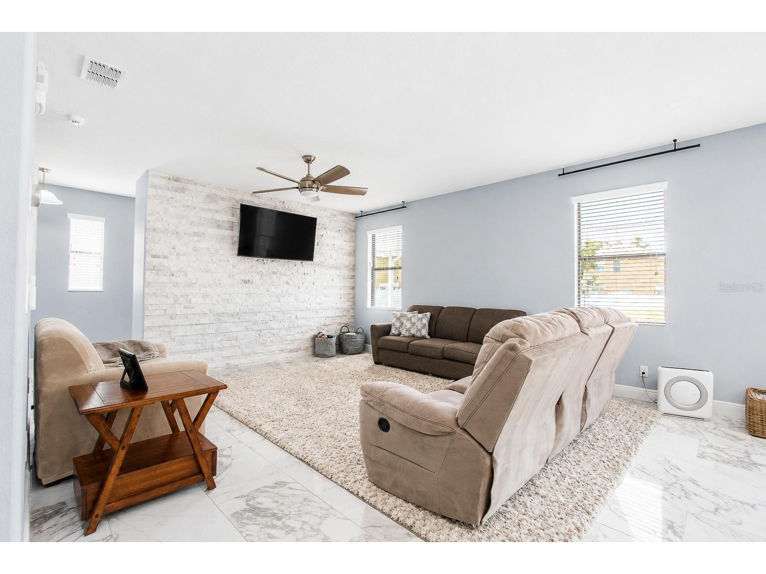 12317 Great Commission Way Orlando FL 32832 S5150983 image23