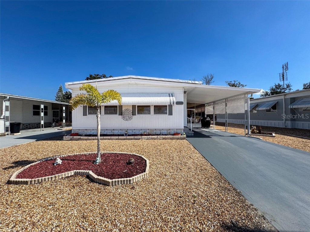 12318 Longhorn Drive Hudson FL 34667 W7872025 image1