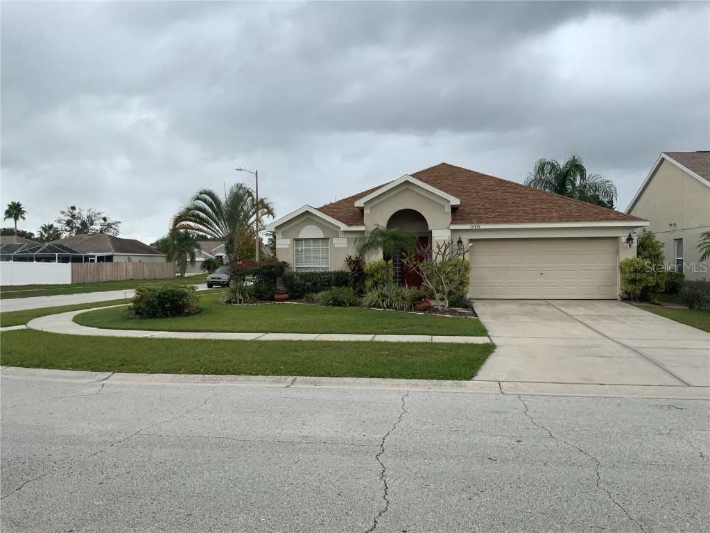12319 Dawn Vista Riverview FL 33578 T3488049 image1