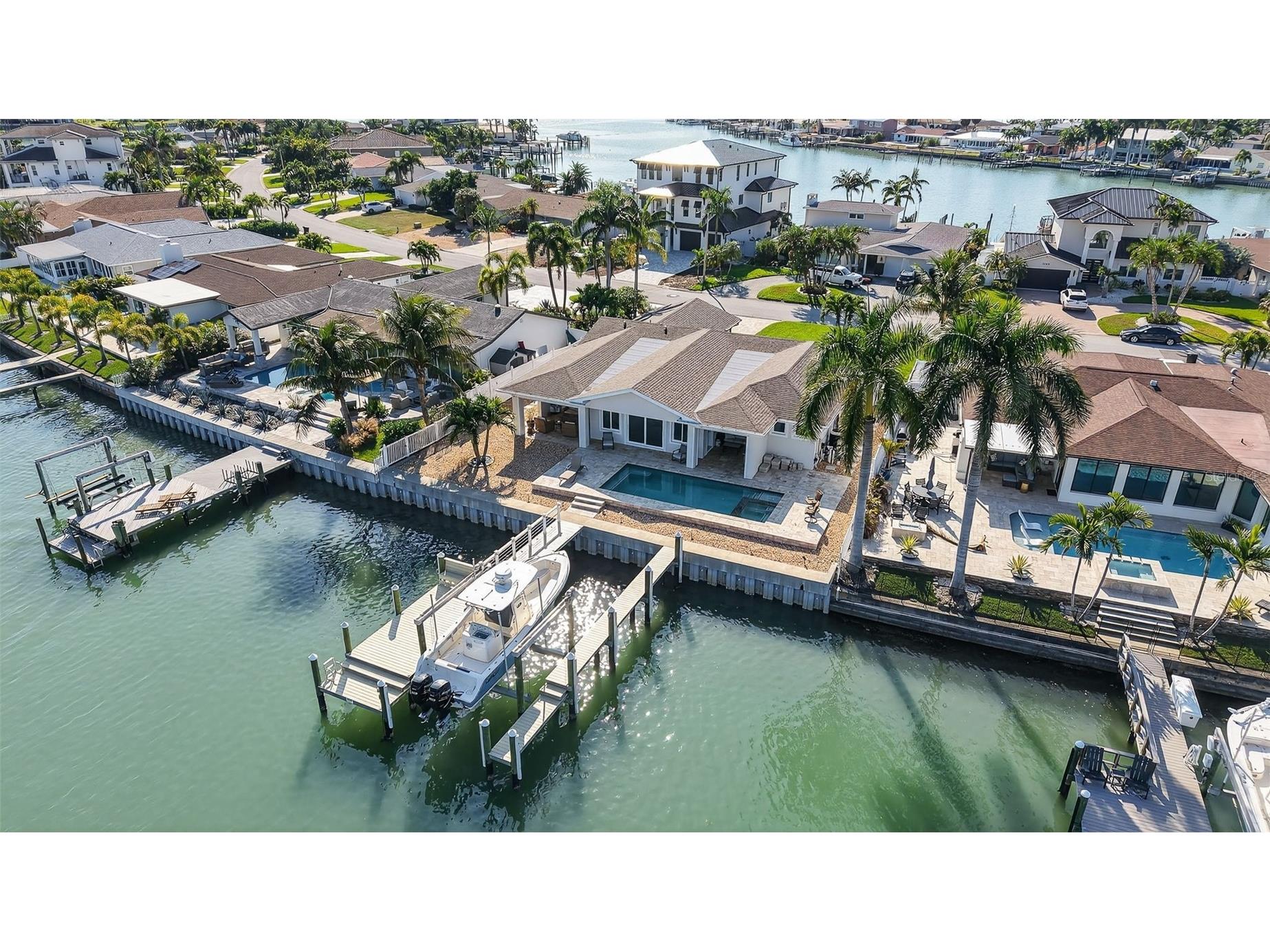 1232 79th Street S Saint Petersburg FL 33707 - BOCA CIEGA BAY TB8449518 image1