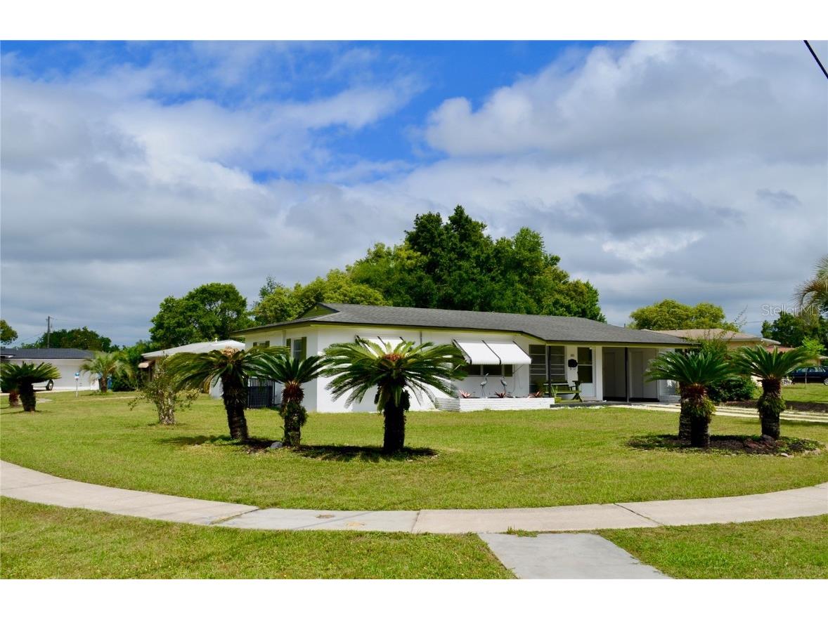 1232 E Lombardy Drive Deltona FL 32725 V4935825 image1