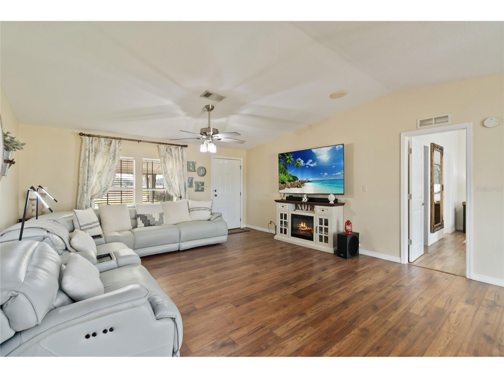 1232 Harvey Road Kenansville FL 34739 O6373732 image3