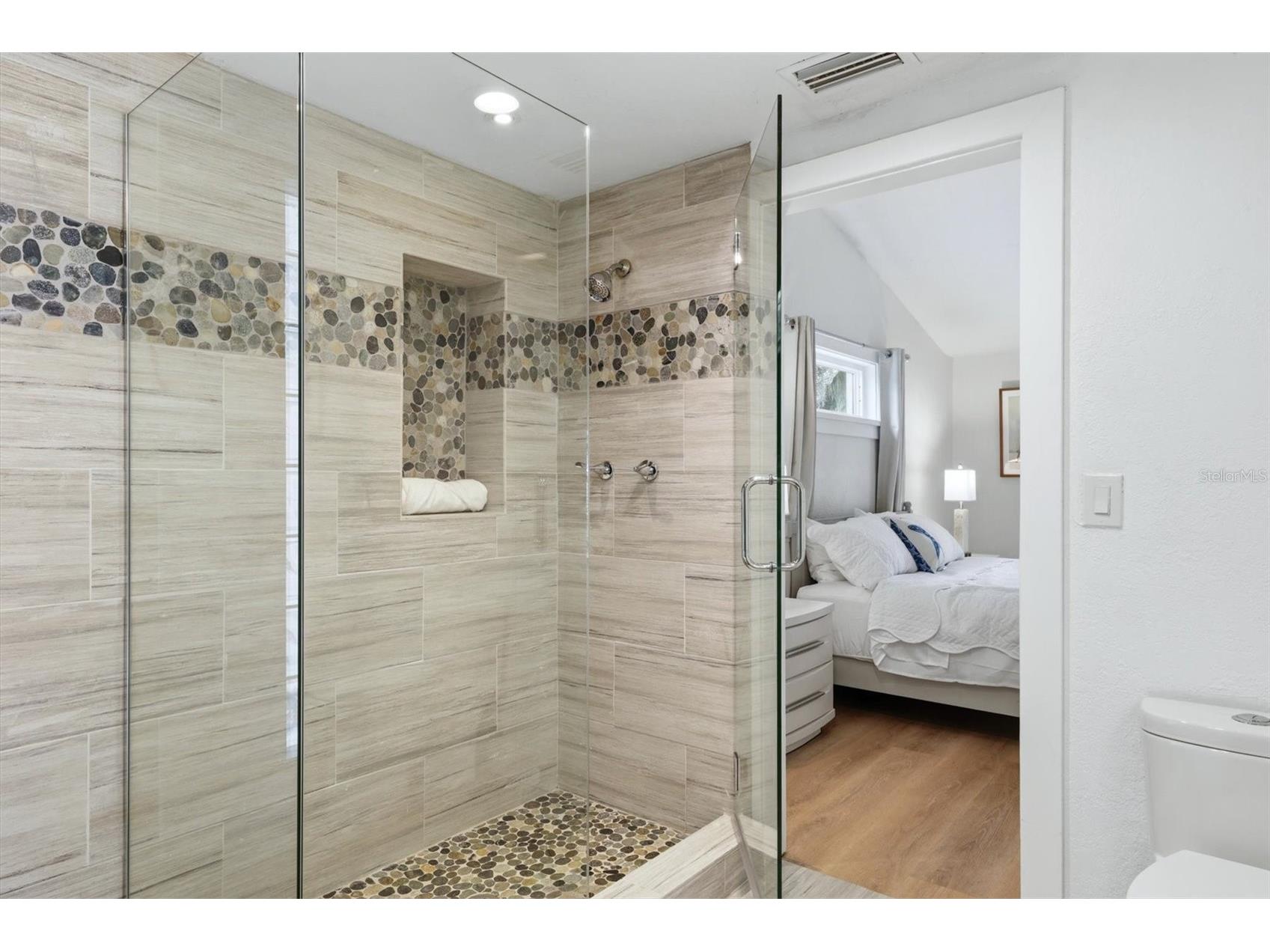 1232 Northport Drive Sarasota FL 34242 TB8519681 image14