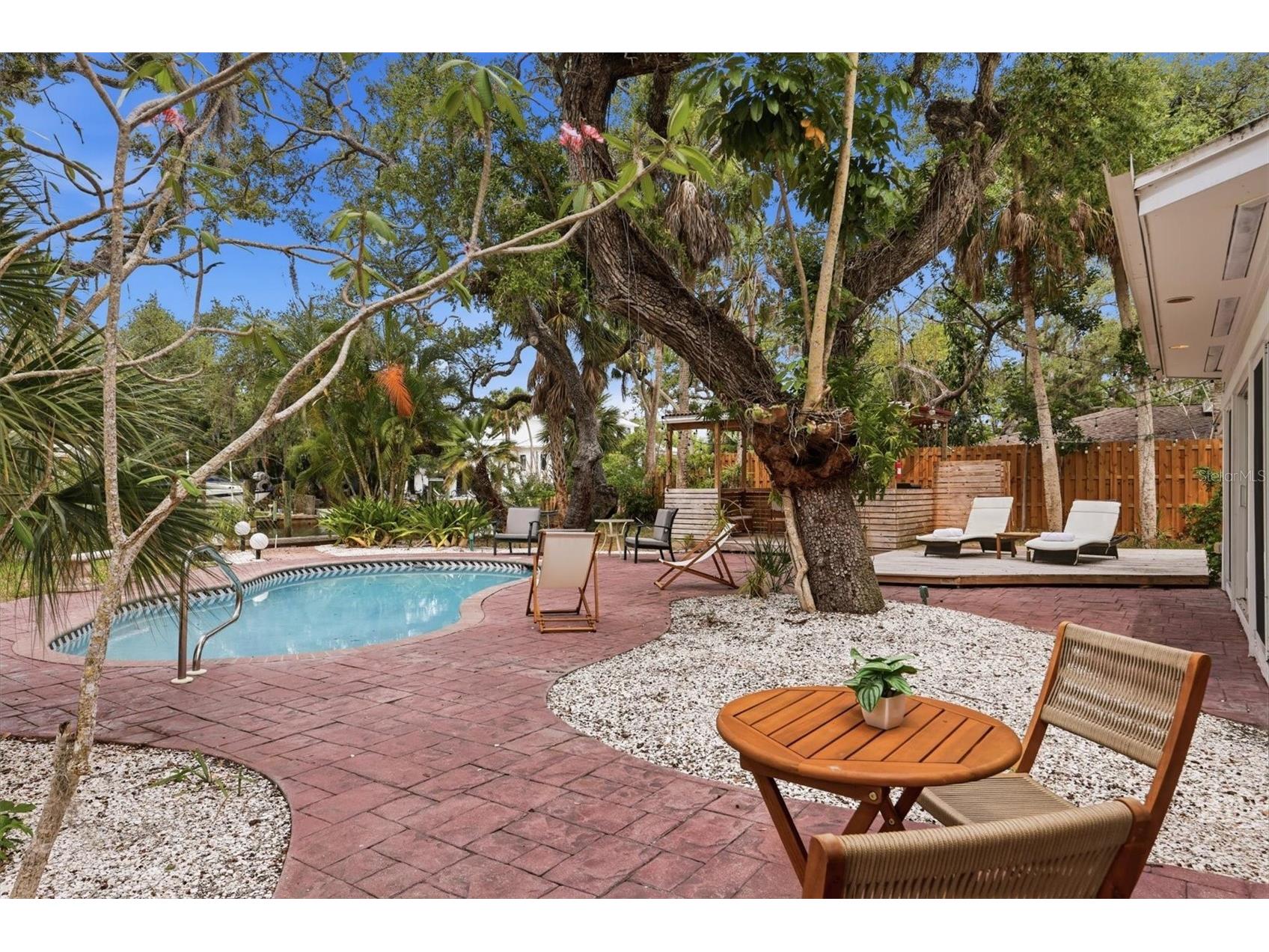 1232 Northport Drive Sarasota FL 34242 TB8519681 image21