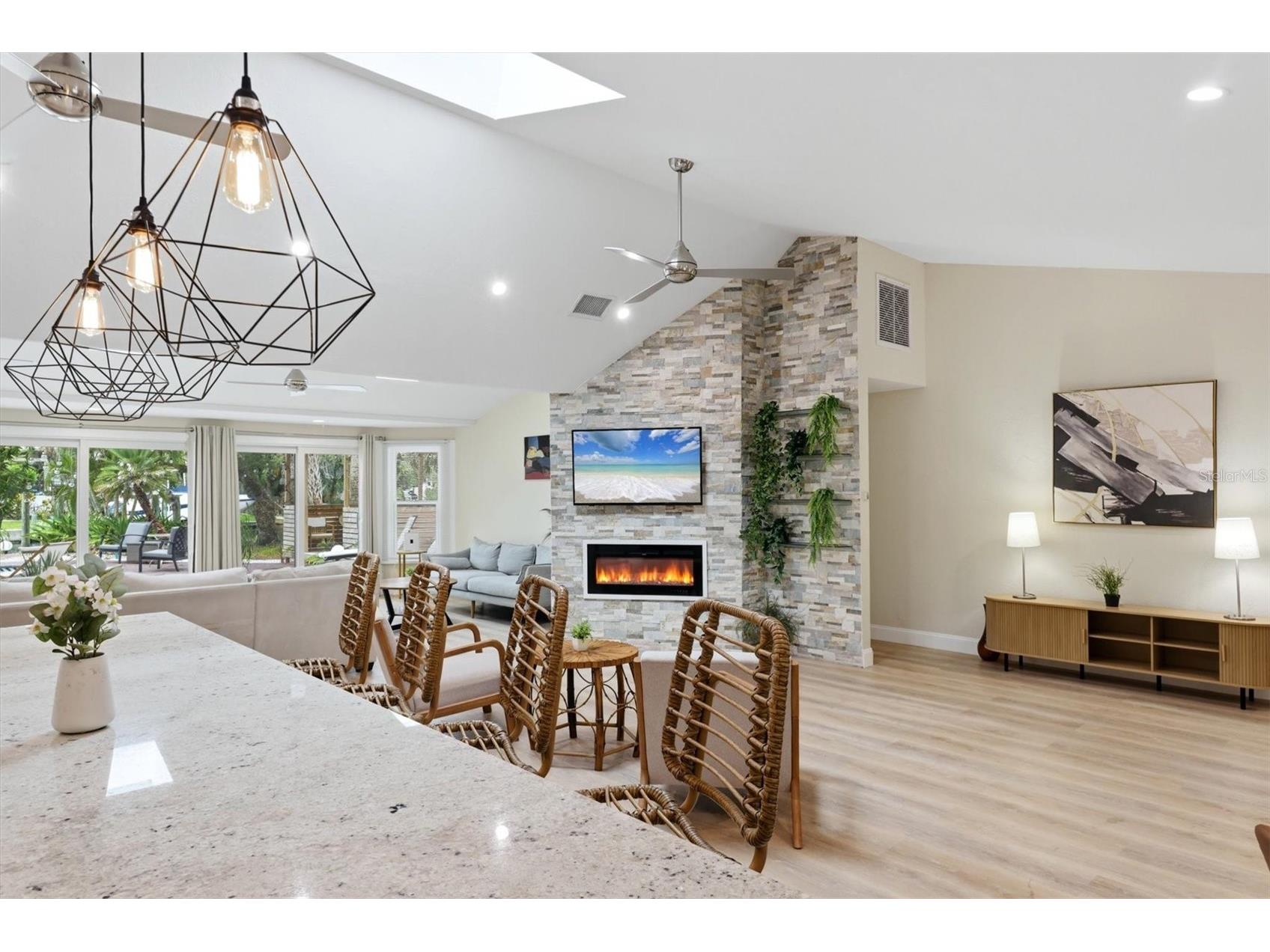 1232 Northport Drive Sarasota FL 34242 TB8519681 image6