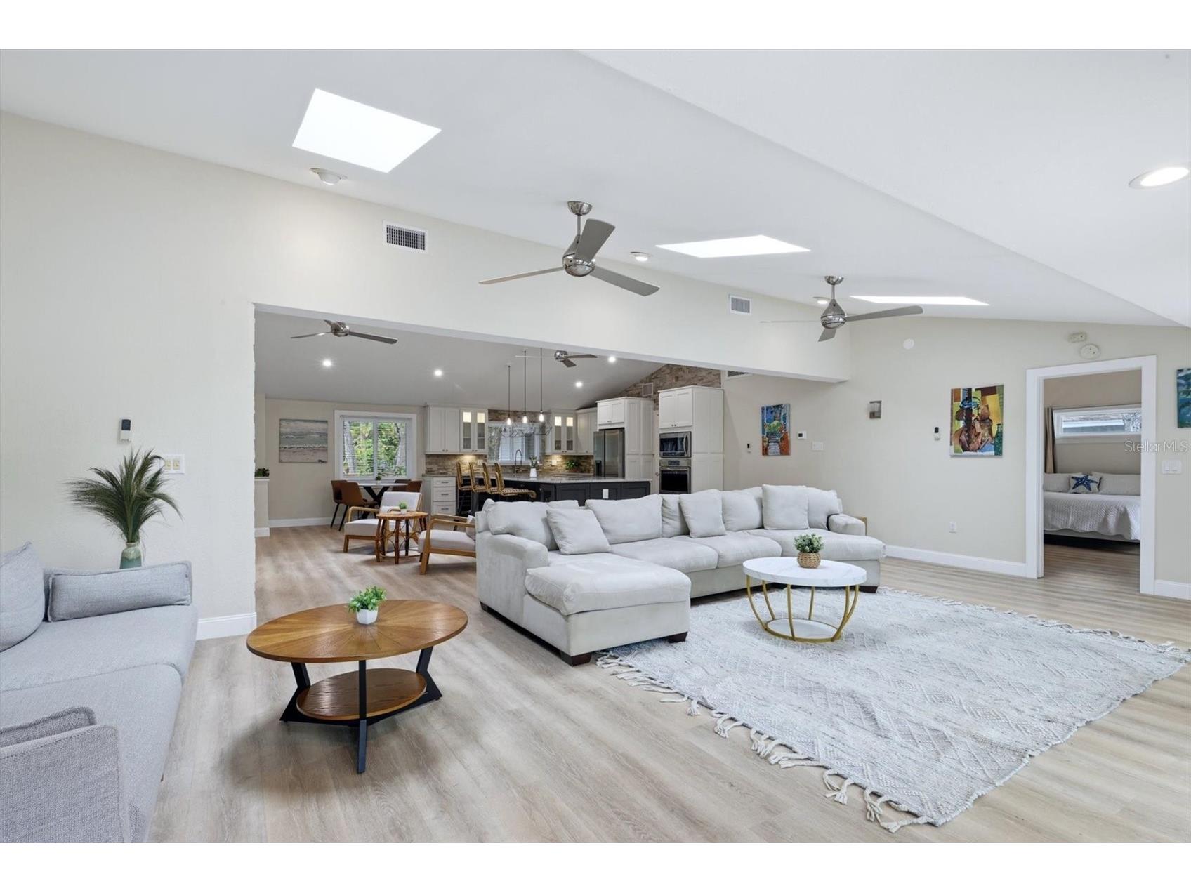 1232 Northport Drive Sarasota FL 34242 TB8519681 image7