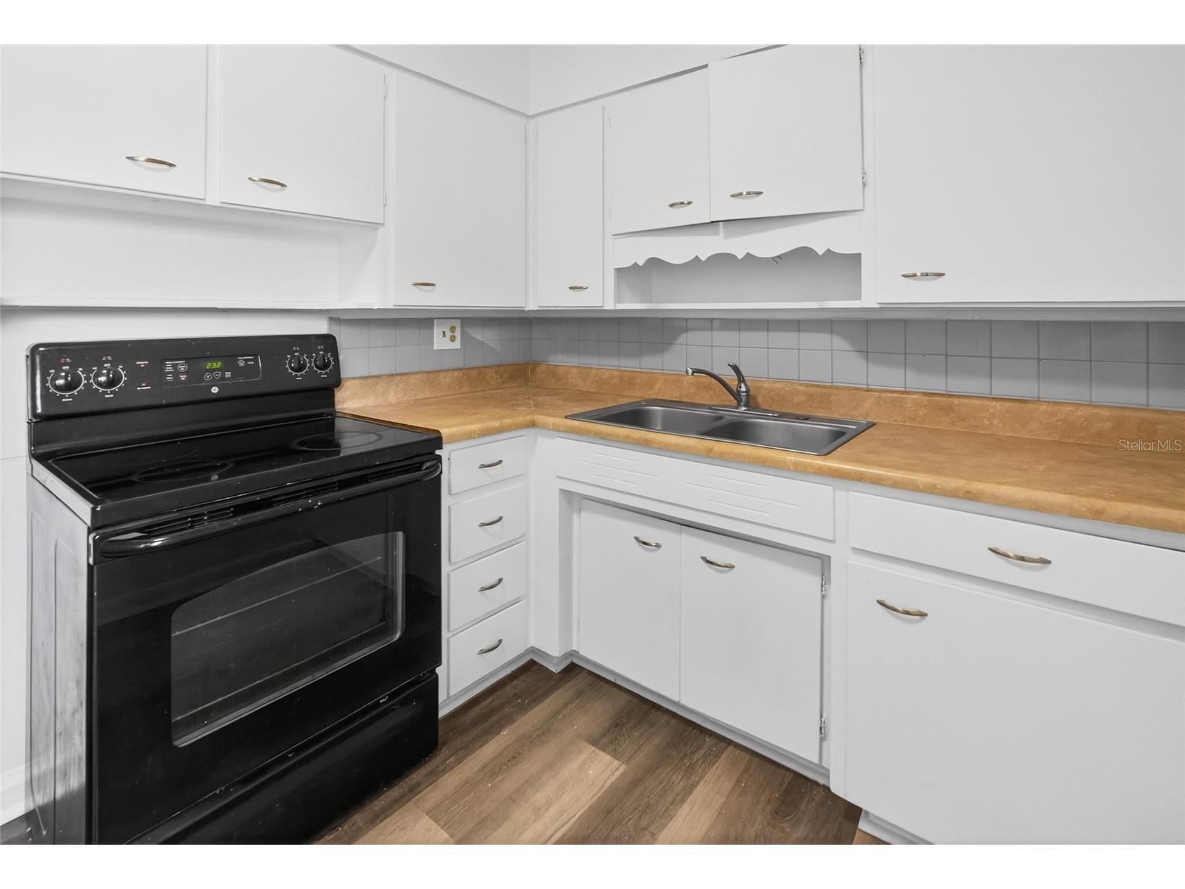 1232 Woodland Avenue Lakeland FL 33801 TB8494576 image3