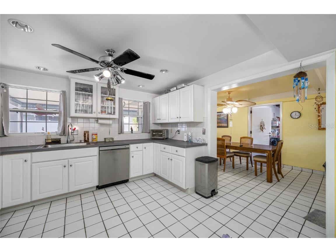 12320 105 Street Largo FL 33773 TB8458894 image31