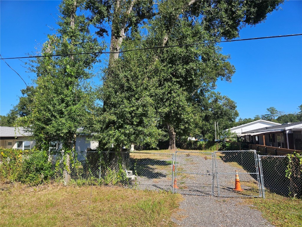 12321 Cambridge Avenue Tampa FL 33624 TB8429903 image3