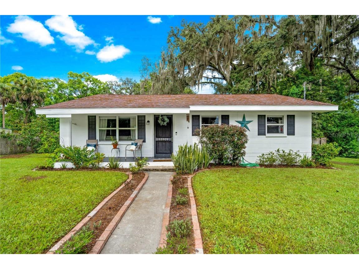 12321 Joe Herrmann Drive San Antonio FL 33576 W7857008 image1