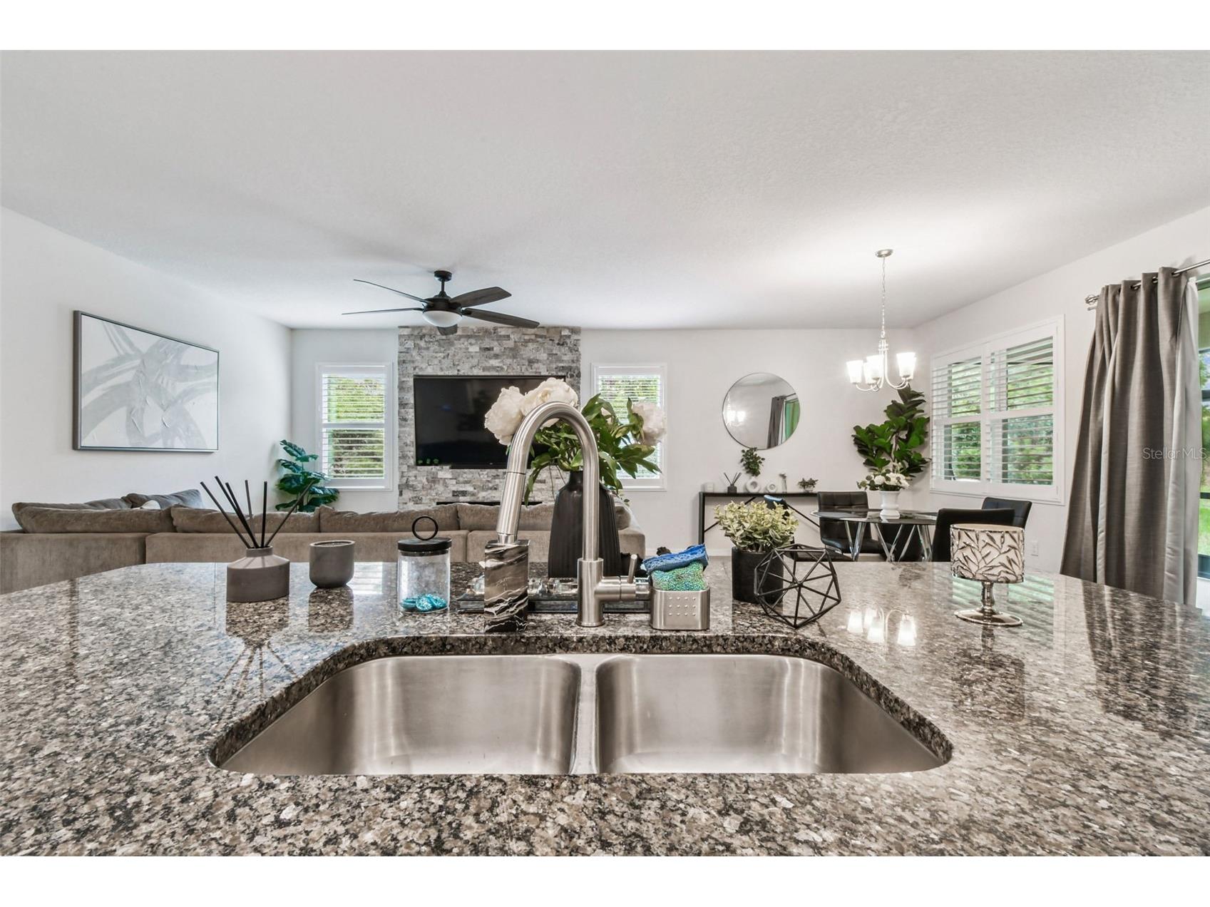 12322 Eastpointe Drive Dade City FL 33525 TB8448546 image37