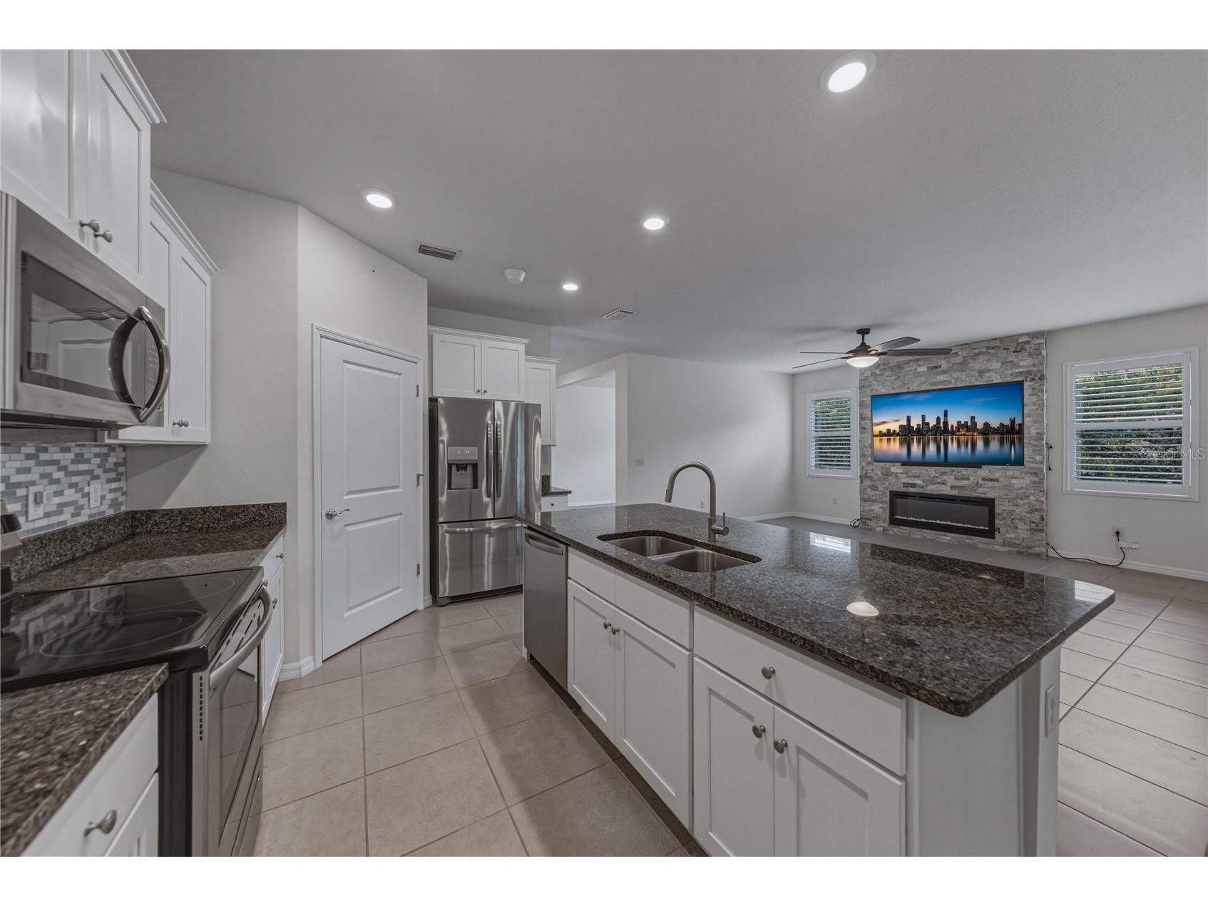 12322 Eastpointe Drive Dade City FL 33525 TB8516640 image17
