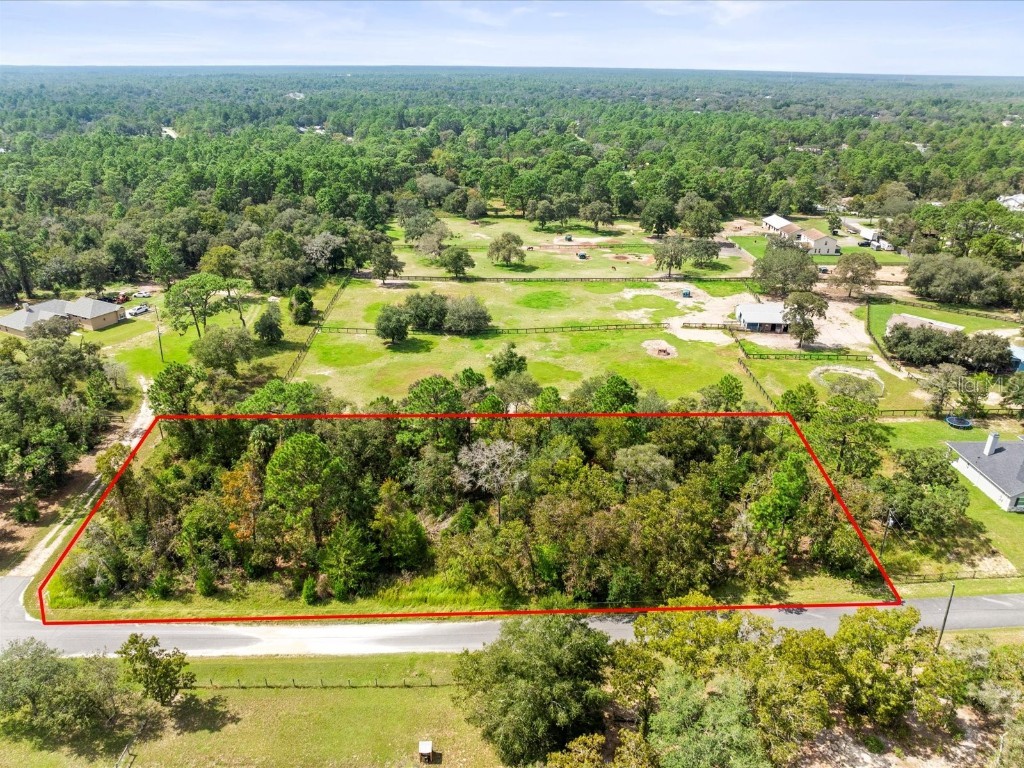 12325 Marvelwood Road Weeki Wachee FL 34614 W7868953 image1