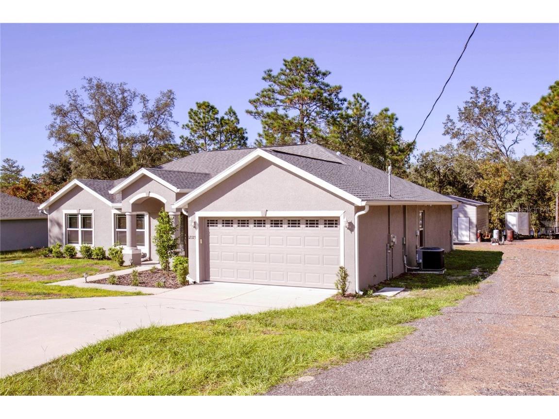 12325 Peregrine Falcon Avenue Weeki Wachee FL 34614 W7867075 image1
