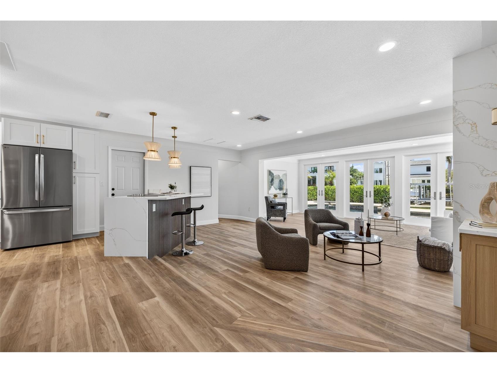 1233 Eden Isle Drive NE Saint Petersburg FL 33704 - TAMPA BAY - SMACKS BAYOU TB8498595 image16