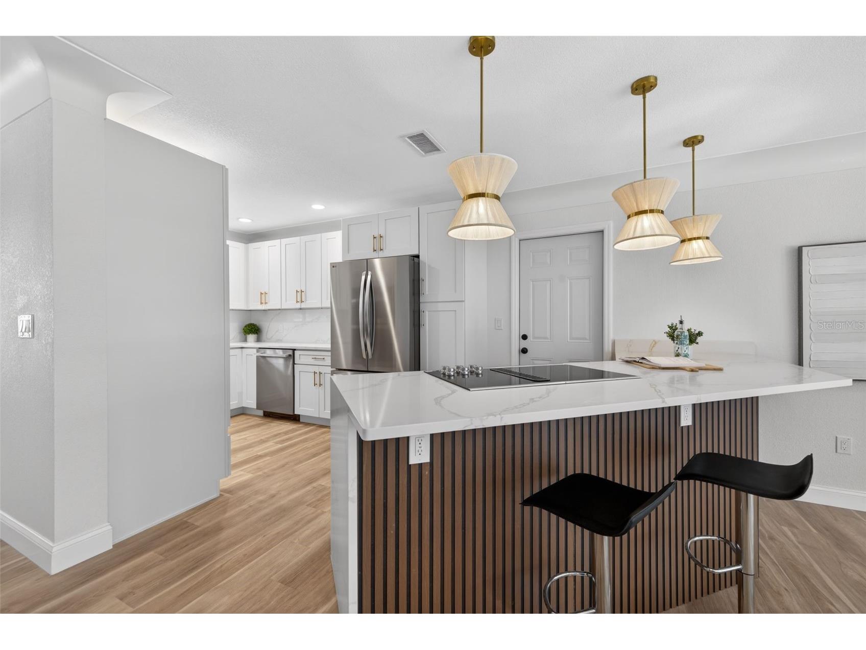 1233 Eden Isle Drive NE Saint Petersburg FL 33704 - TAMPA BAY - SMACKS BAYOU TB8498595 image23