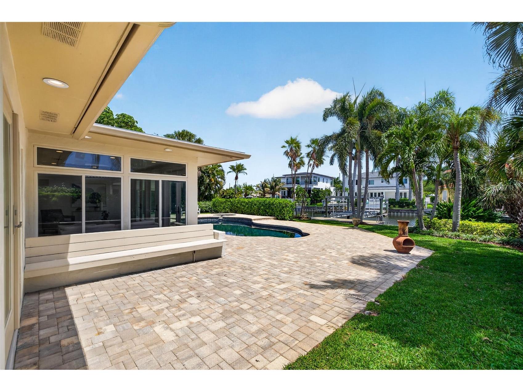 1233 Eden Isle Drive NE Saint Petersburg FL 33704 - TAMPA BAY - SMACKS BAYOU TB8498595 image42