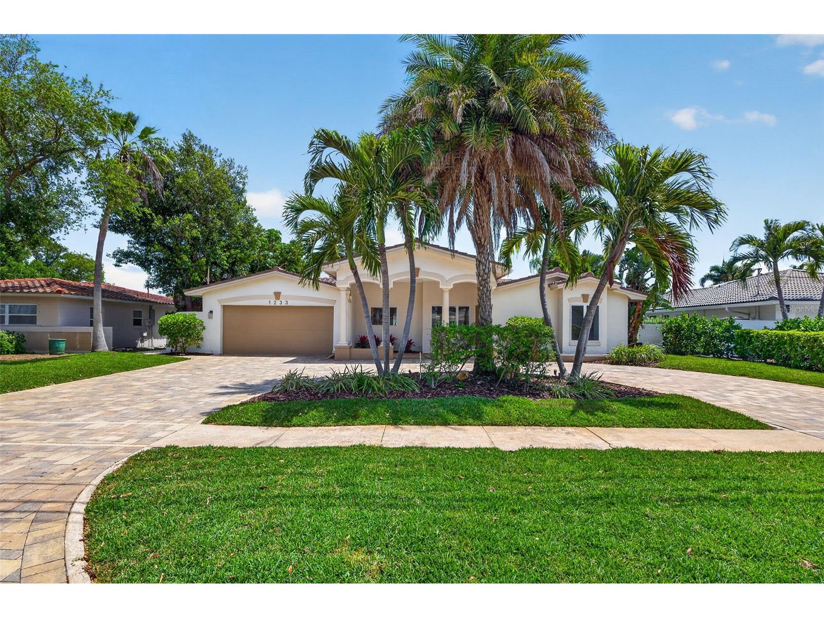 1233 Eden Isle Drive NE Saint Petersburg FL 33704 - TAMPA BAY - SMACKS BAYOU TB8498595 image53