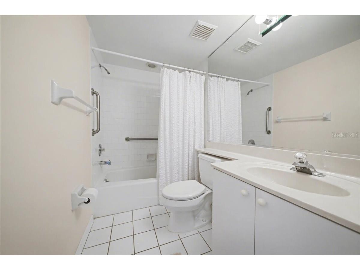 1233 Edgewater Circle #65 Bradenton FL 34209 - PALMA SOLA BAY-BIG WATER VIEW A4680832 image27