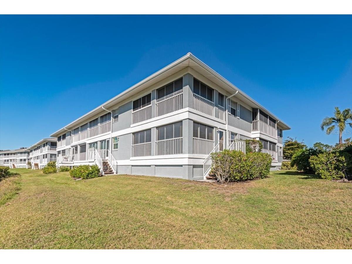 1233 Edgewater Circle #65 Bradenton FL 34209 - PALMA SOLA BAY-BIG WATER VIEW A4680832 image28