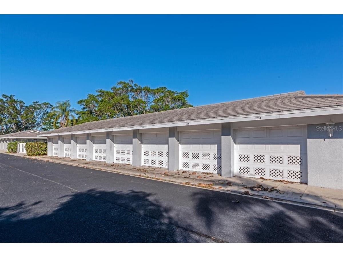 1233 Edgewater Circle #65 Bradenton FL 34209 - PALMA SOLA BAY-BIG WATER VIEW A4680832 image29