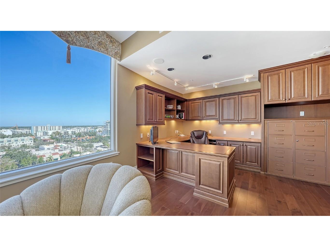 1233 N Gulfstream Avenue #1001 Sarasota FL 34236 - SARASOTA BAY A4626354 image41