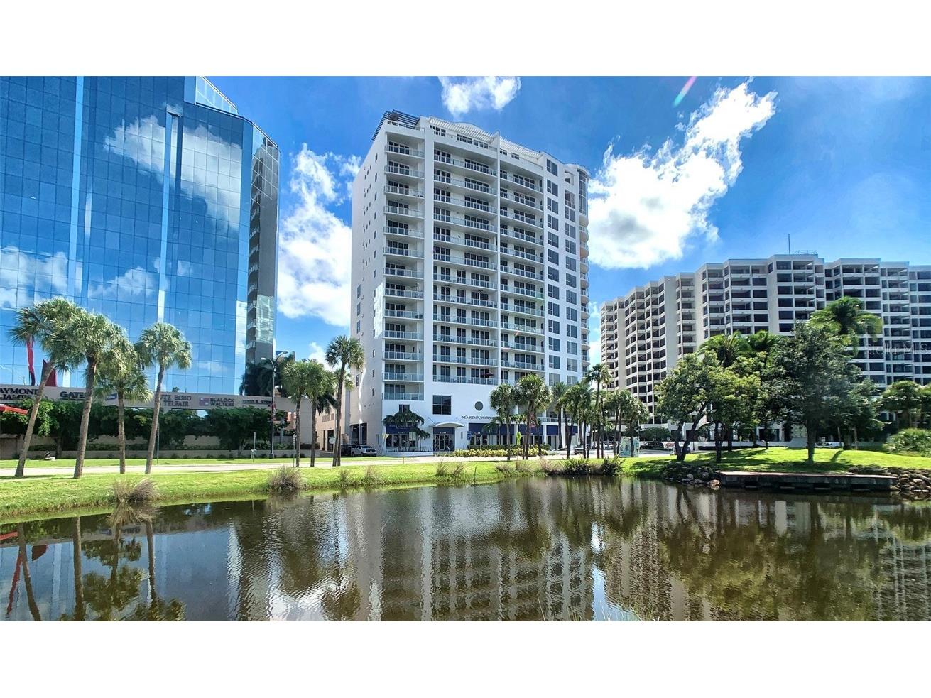 1233 N Gulfstream Avenue #301 Sarasota FL 34236 - GULF OF MEXICO SARASOTA BAY A4558660 image1