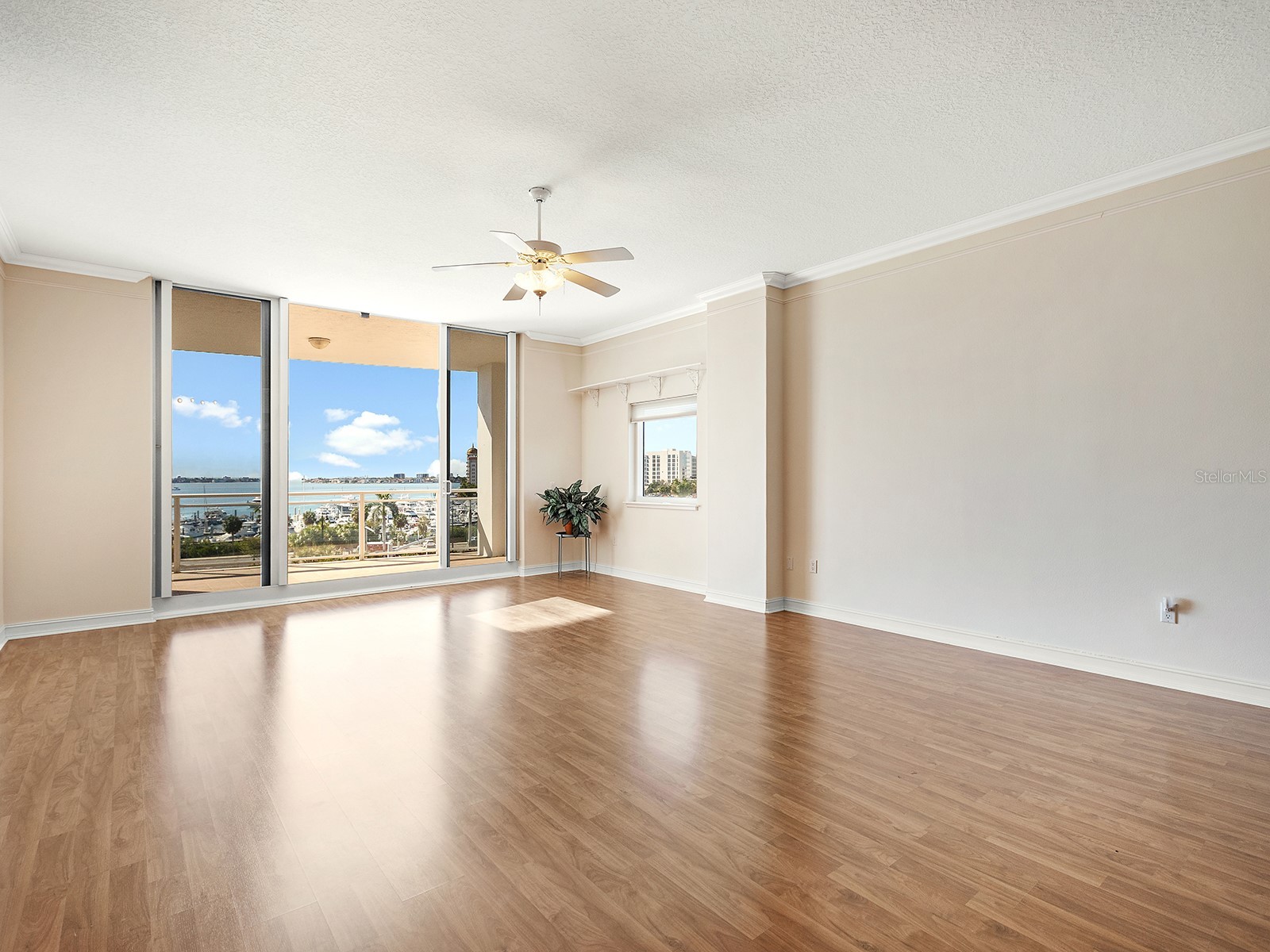 1233 N Gulfstream Avenue #401 Sarasota FL 34236 - SARASOTA BAY A4654801 image3