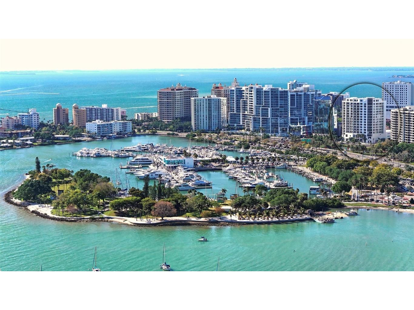 1233 N Gulfstream Avenue #504 Sarasota FL 34236 - SARASOTA BAY A4549527 image1