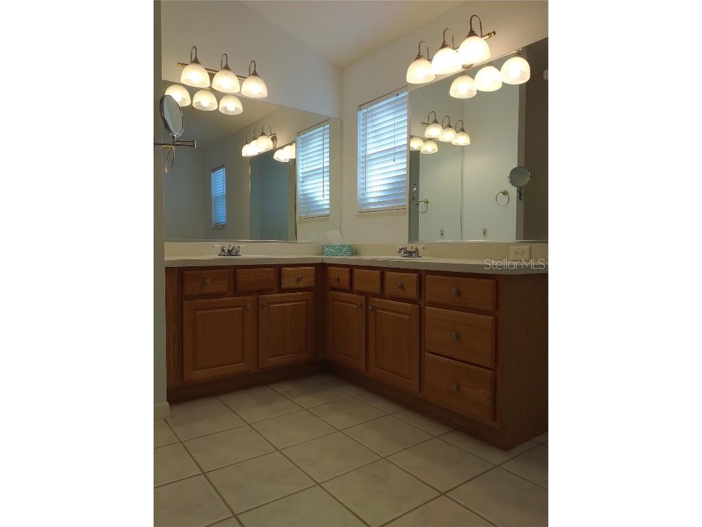 1233 Oak Forest Drive The Villages FL 32162 G5092349 image16