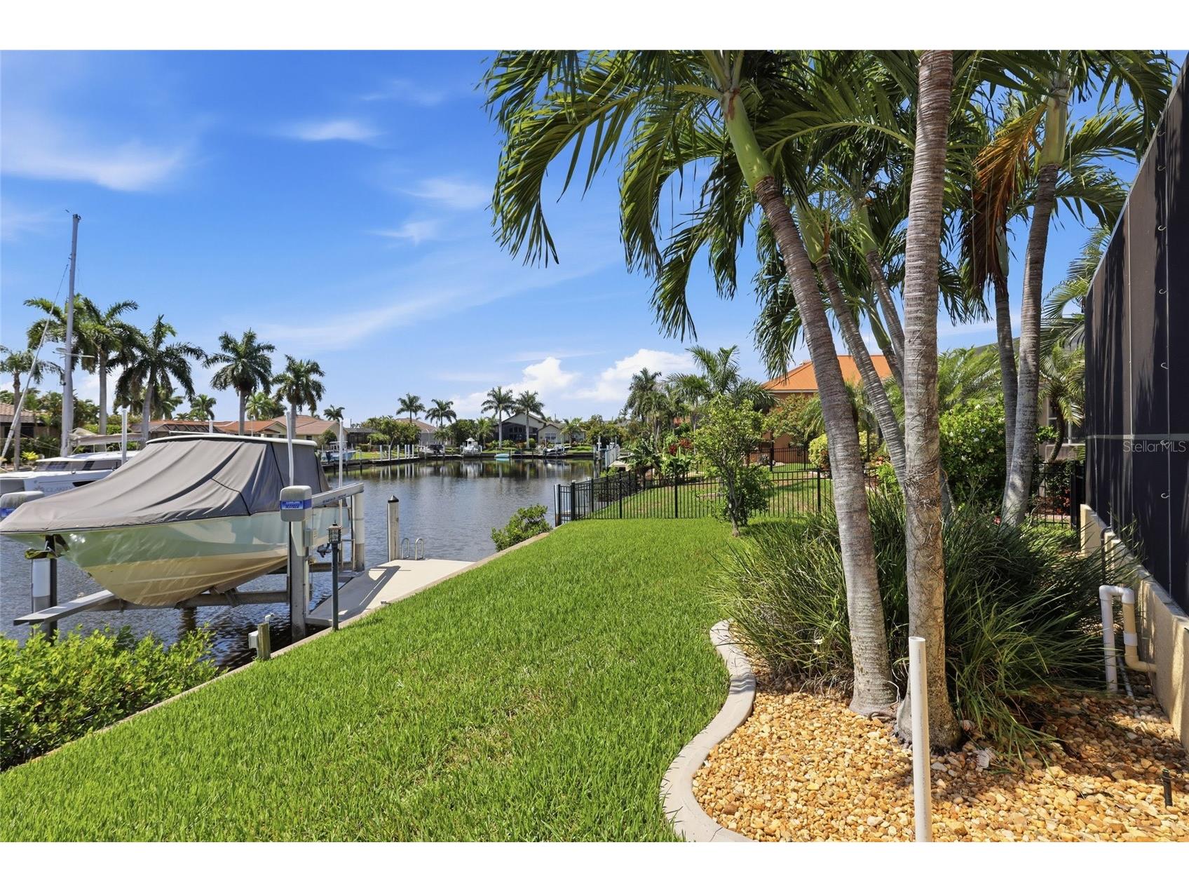 1233 Sea Breeze Court Punta Gorda FL 33950 C7528386 image4