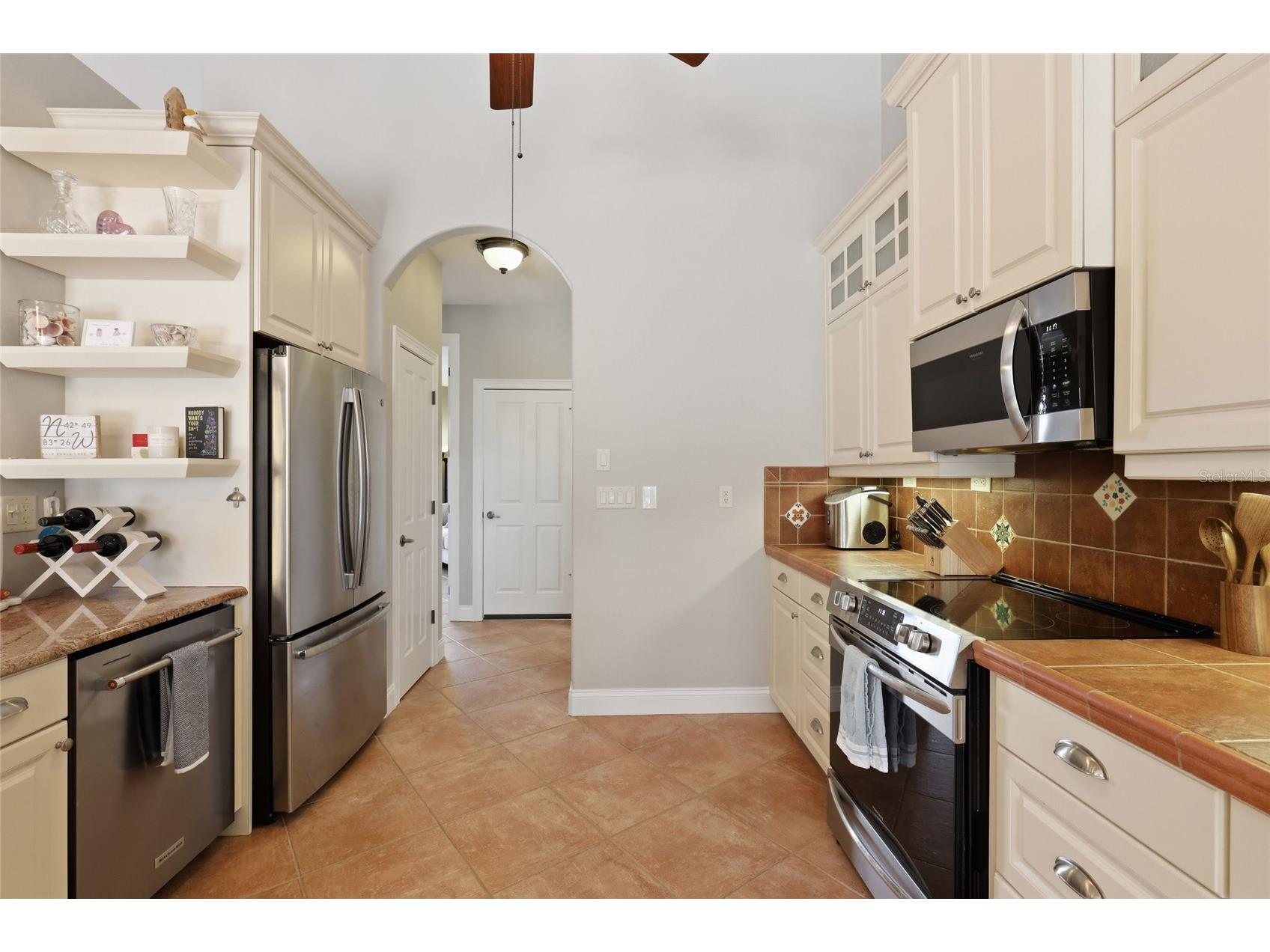1233 Sea Breeze Court Punta Gorda FL 33950 C7528386 image9