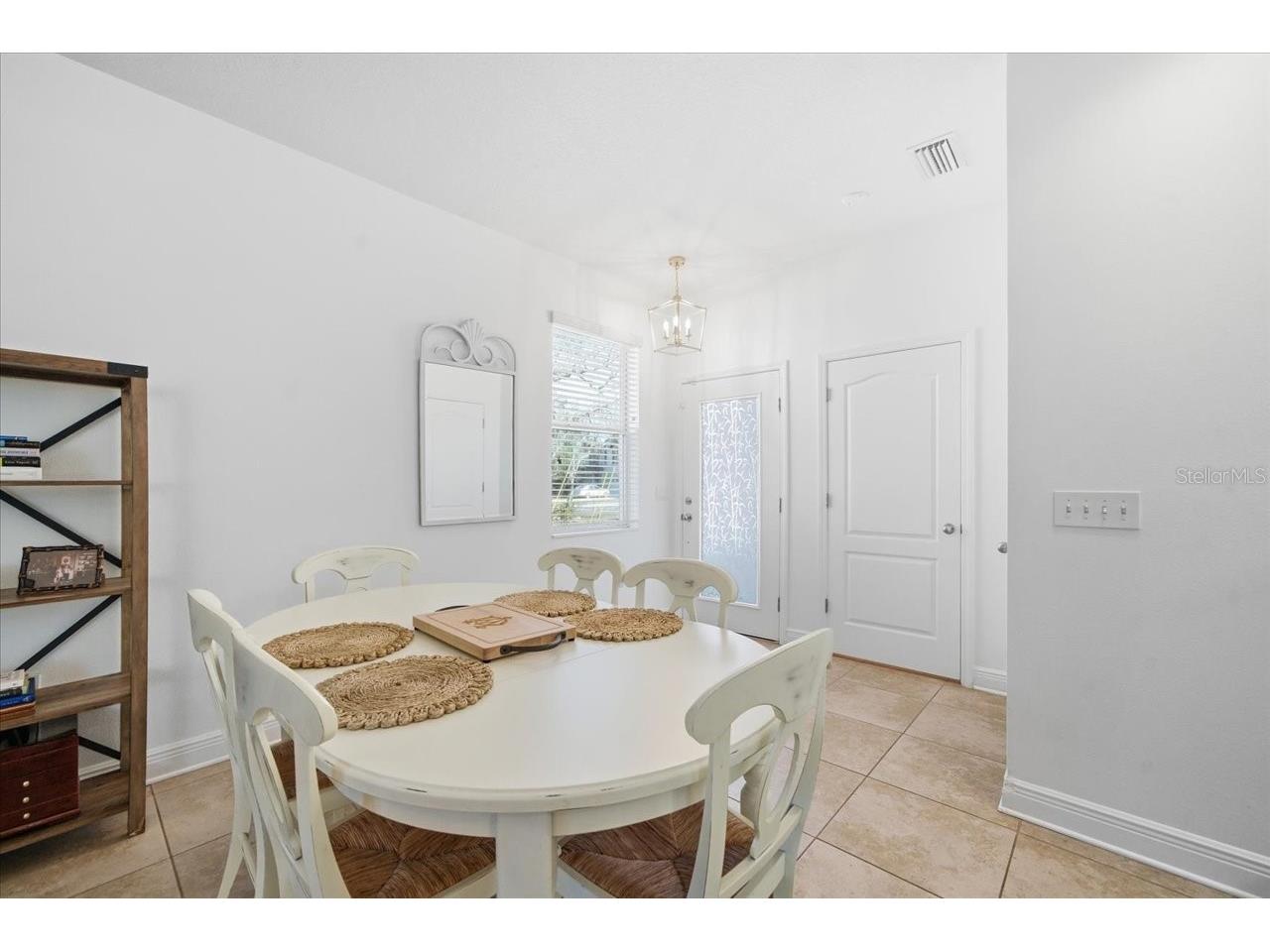 12330 N Rome Avenue Tampa FL 33612 - POND TB8530306 image8