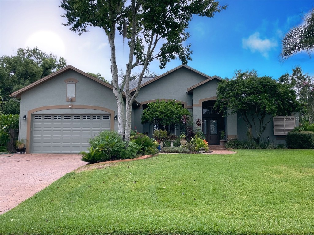 12331 Wood Ridge Drive San Antonio FL 33576 TB8420944 image1