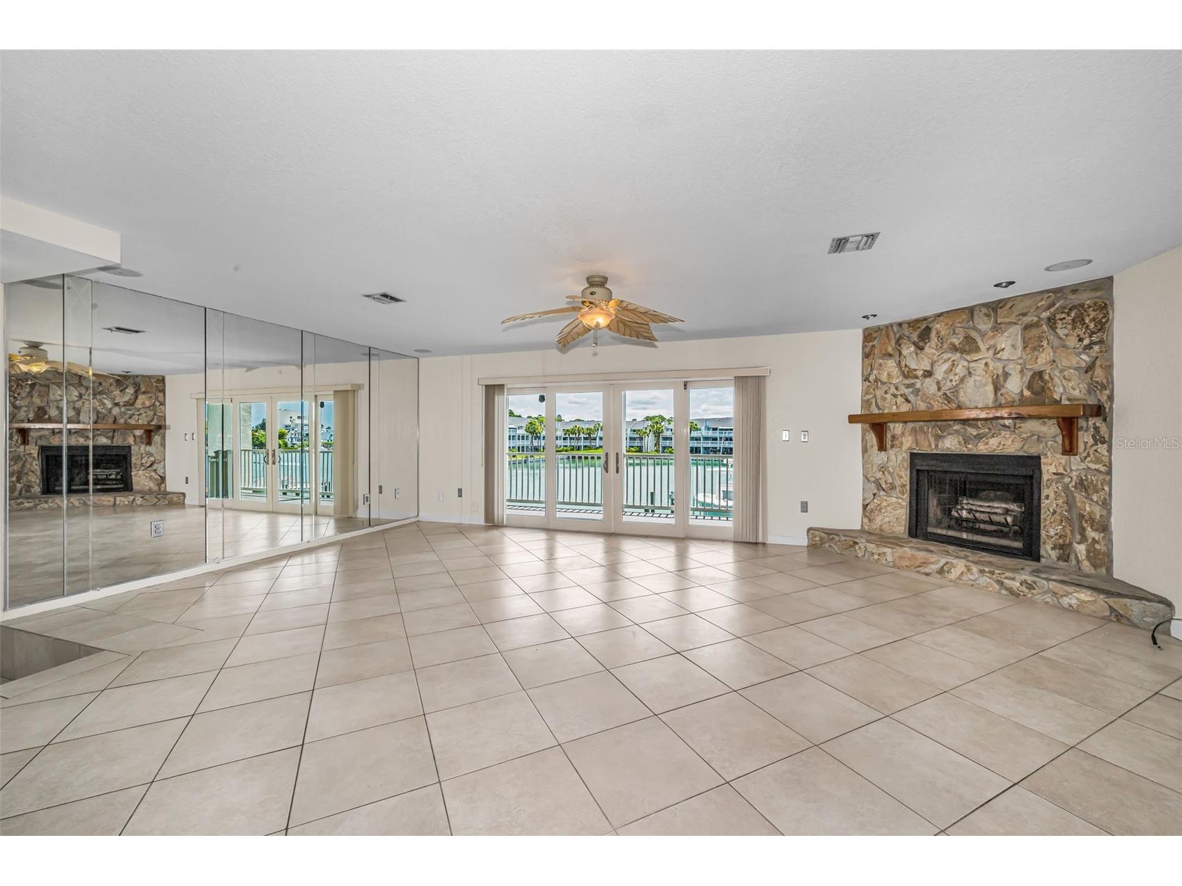 12334 Capri Circle N Treasure Island FL 33706 TB8484254 image7