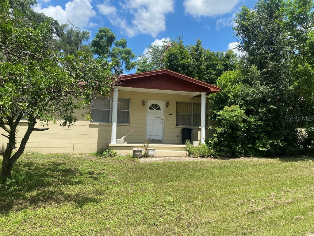 12335 Lakeview Drive Dade City FL 33525 W7857185 image1