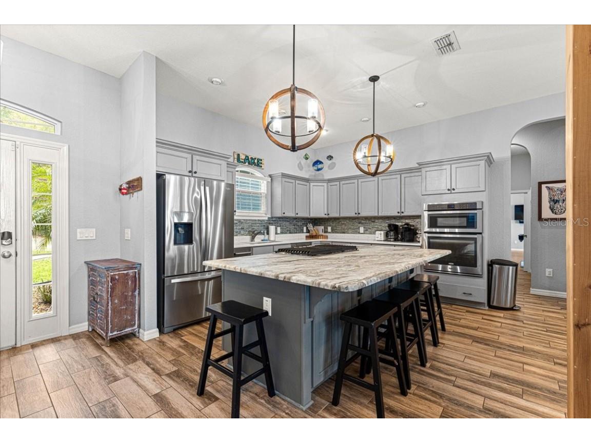 12336 E Highway 25 Ocklawaha FL 32179 - LAKE WEIR OM696216 image37