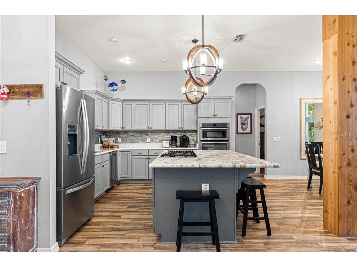 12336 E Highway 25 Ocklawaha FL 32179 - LAKE WEIR OM696216 image41