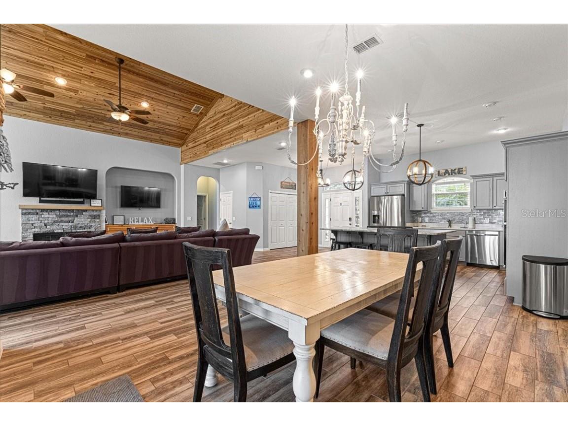 12336 E Highway 25 Ocklawaha FL 32179 - LAKE WEIR OM696216 image46