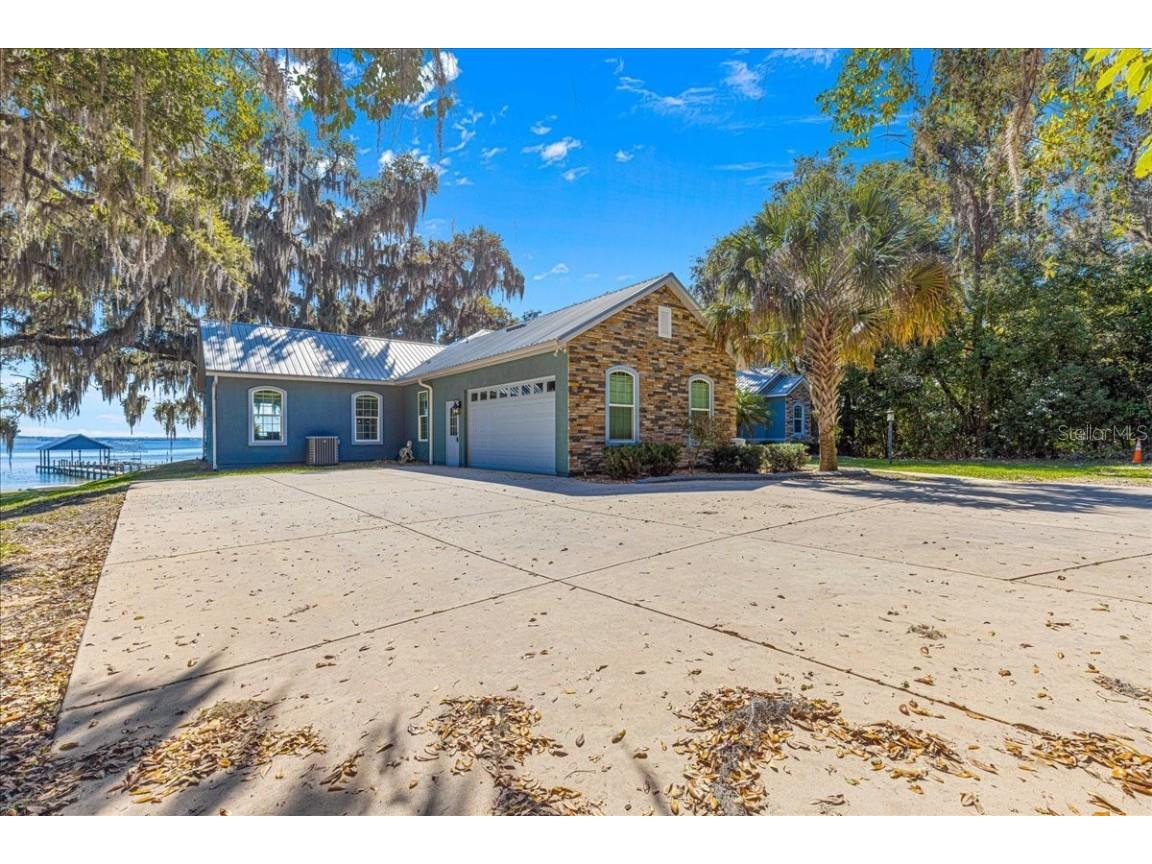 12336 E Highway 25 Ocklawaha FL 32179 - LAKE WEIR OM696216 image6