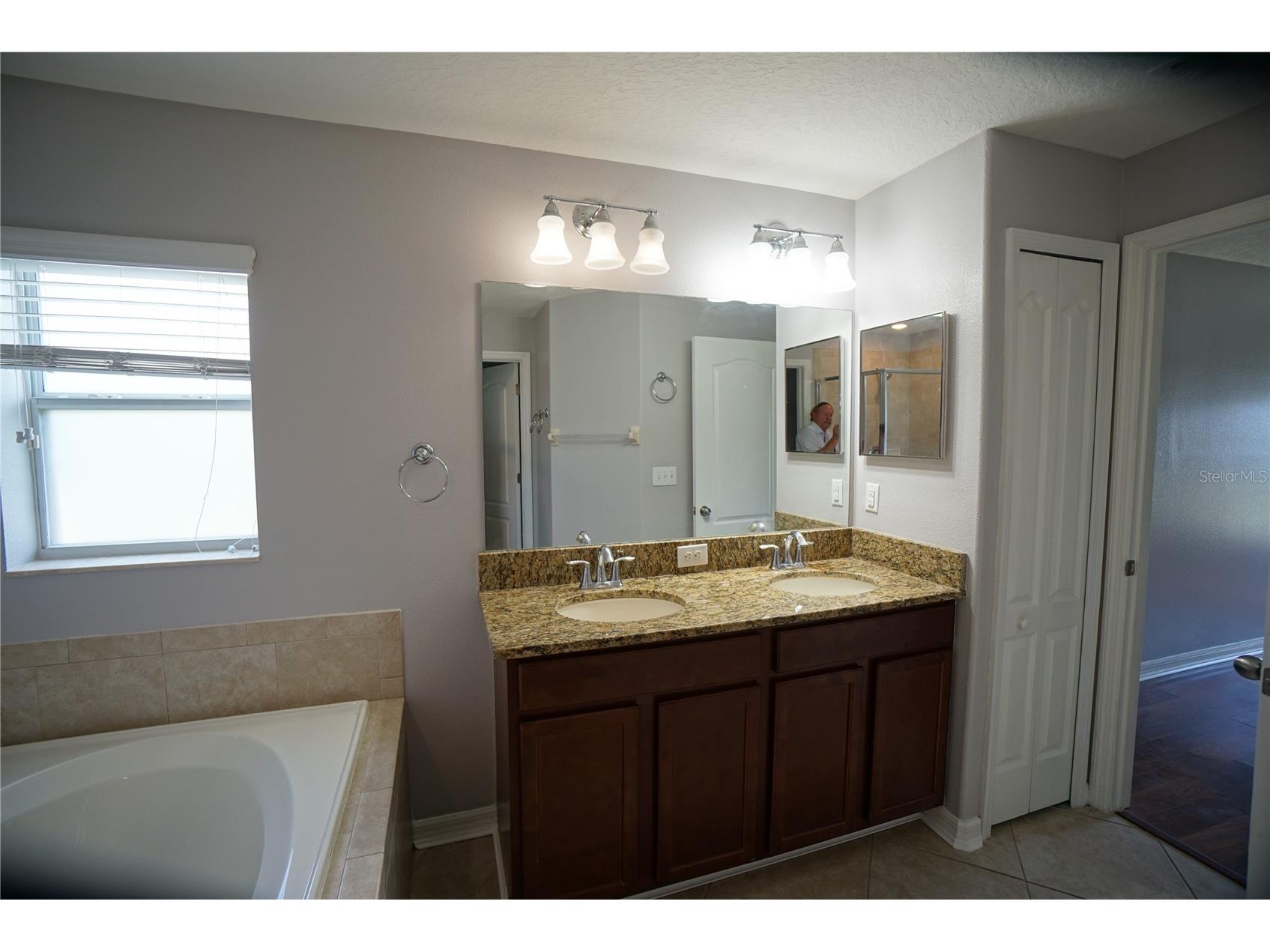 12337 Ballentrae Forest Drive Riverview FL 33579 TB8467077 image10