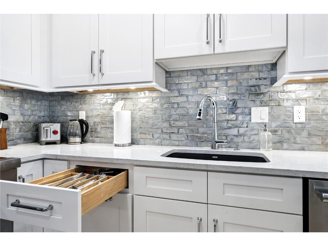 1234 15th Street #102 Sarasota FL 34236 A4670003 image13